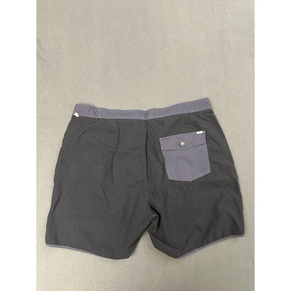 Vuori Men's Size 38 Gray Board Shorts Swimming Trunks Drawstring Beach Swim